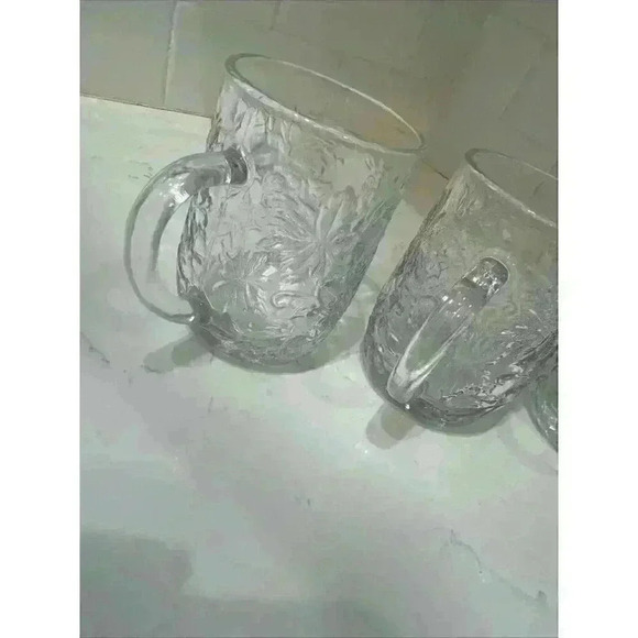 Princess House Fantasia Mugs Cups Poinsettia Crystal Clear Glass Coffee Set of 4 - Picture 7 of 13